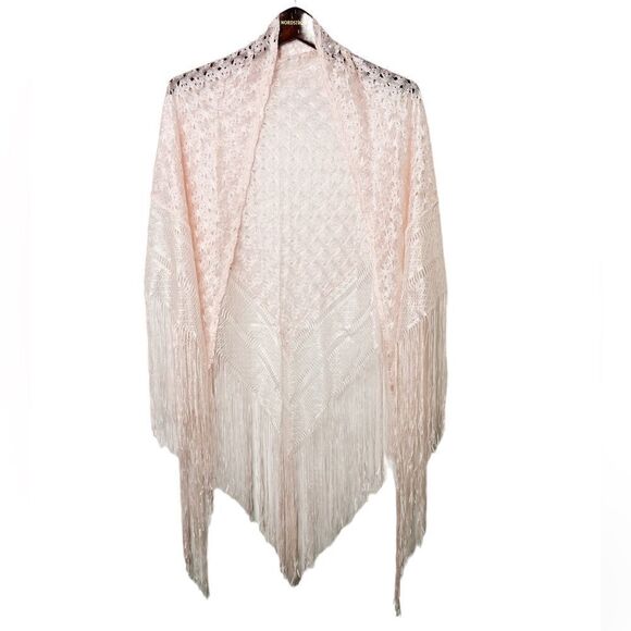 Crochet Fringe Boho Shawl Light Pink One Size - Picture 2 of 4